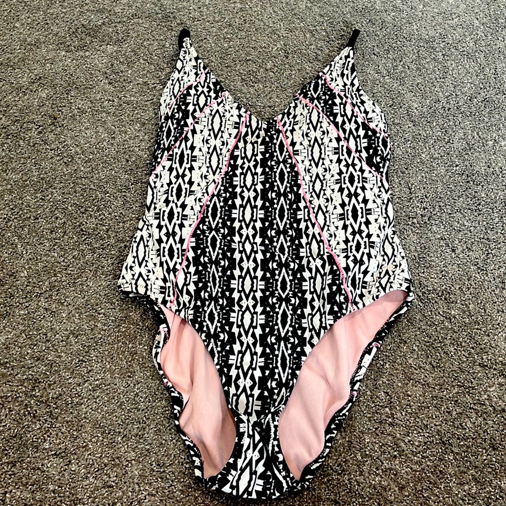 One price bathing suit